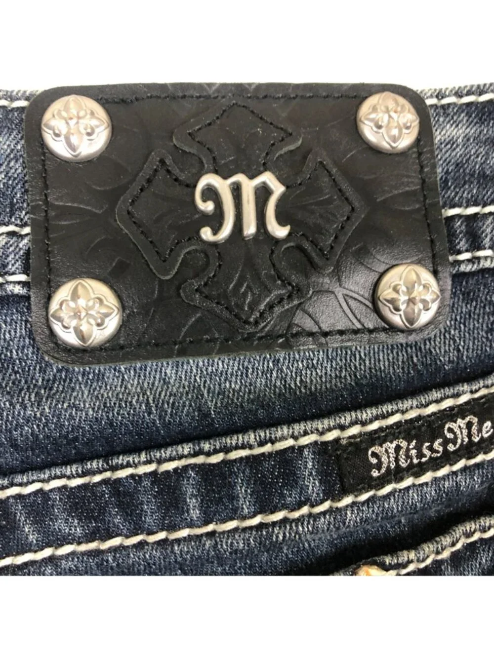 Miss Me Signature Straight Jeans Sz 26 X 33 Blue Denim Low Rise Embellished